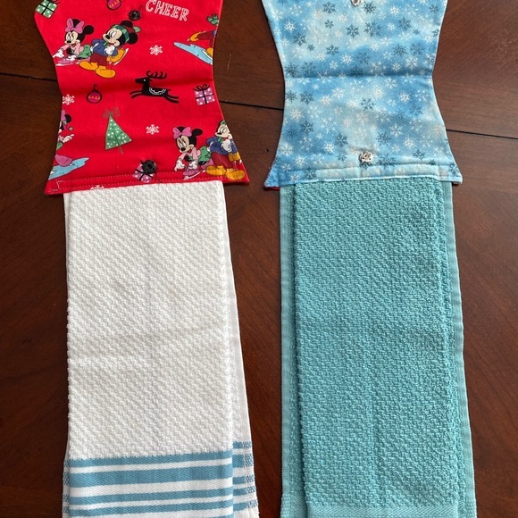 Christmas Mickey and Minney kitchen towel for oven handle
Hand made - Picture 3 of 3